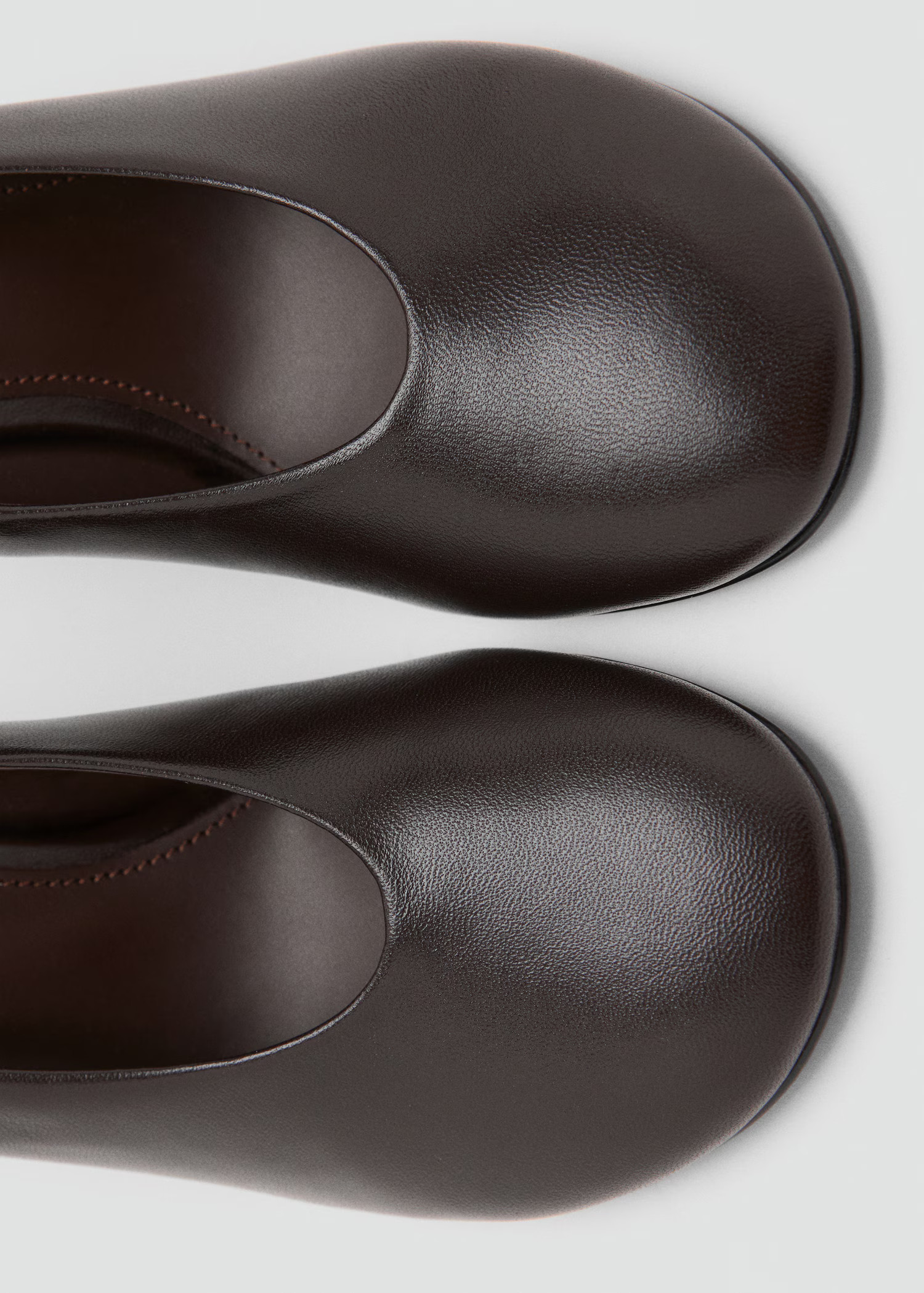 Round-toe leather high-heeled shoes | Mango (US/MX/AU)