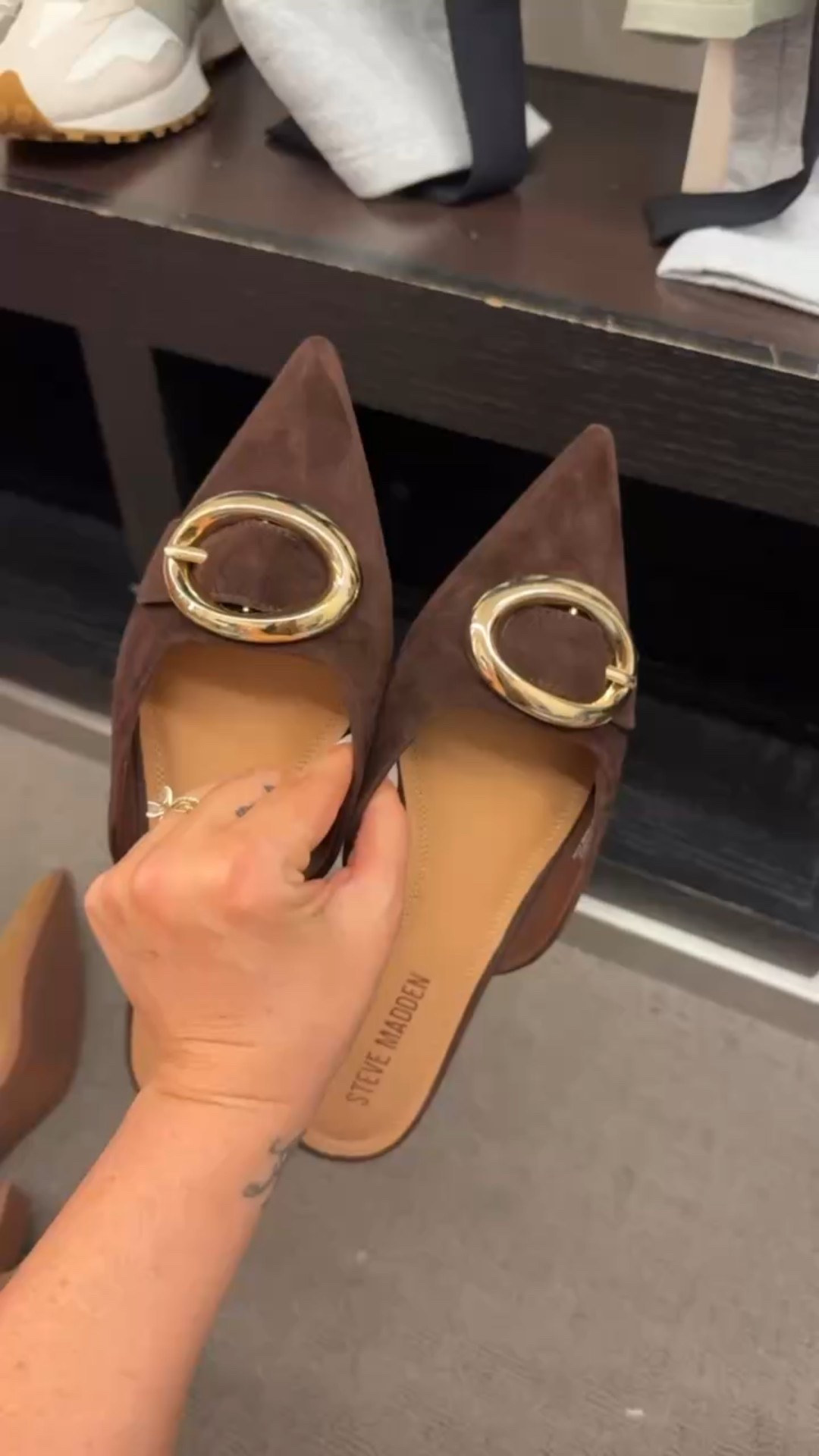 An easy slide-on shoe that’ll go with everything this fall 🤎

#LTKSaleAlert #LTKSeasonal #LTKShoeCrush