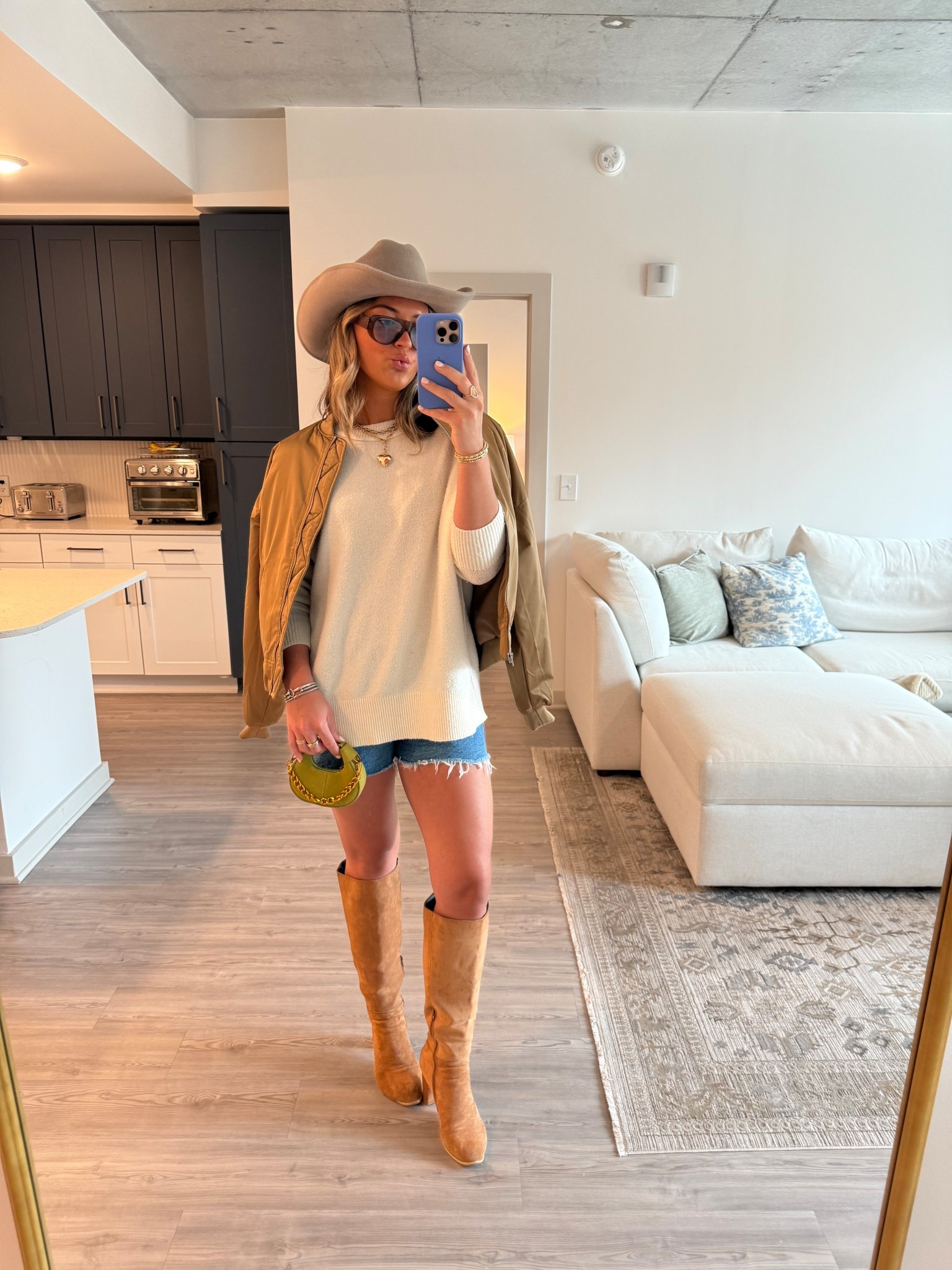 OOTD

#LTKStyleTip #LTKSeasonal #LTKFindsUnder100