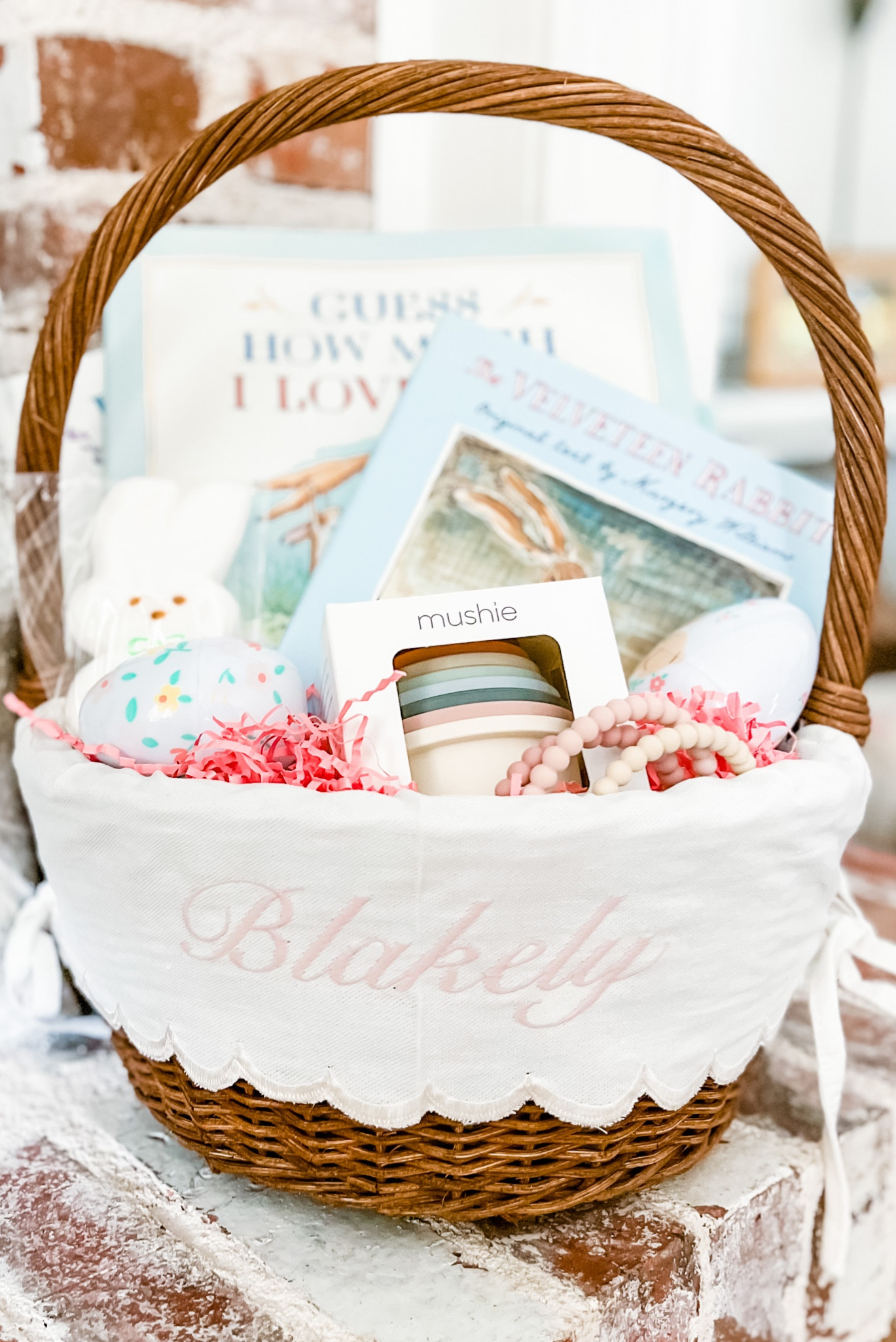 Make your Easter egg-stra special this year with this cute Easter basket! Hop to it, before it’s too late! 😂 🥚 🐰 🌸🐥
.
. 
#Easter #basket #egghunt #eggs #books #kids #children #spring #gift

#LTKGiftGuide 

#LTKSeasonal #LTKkids