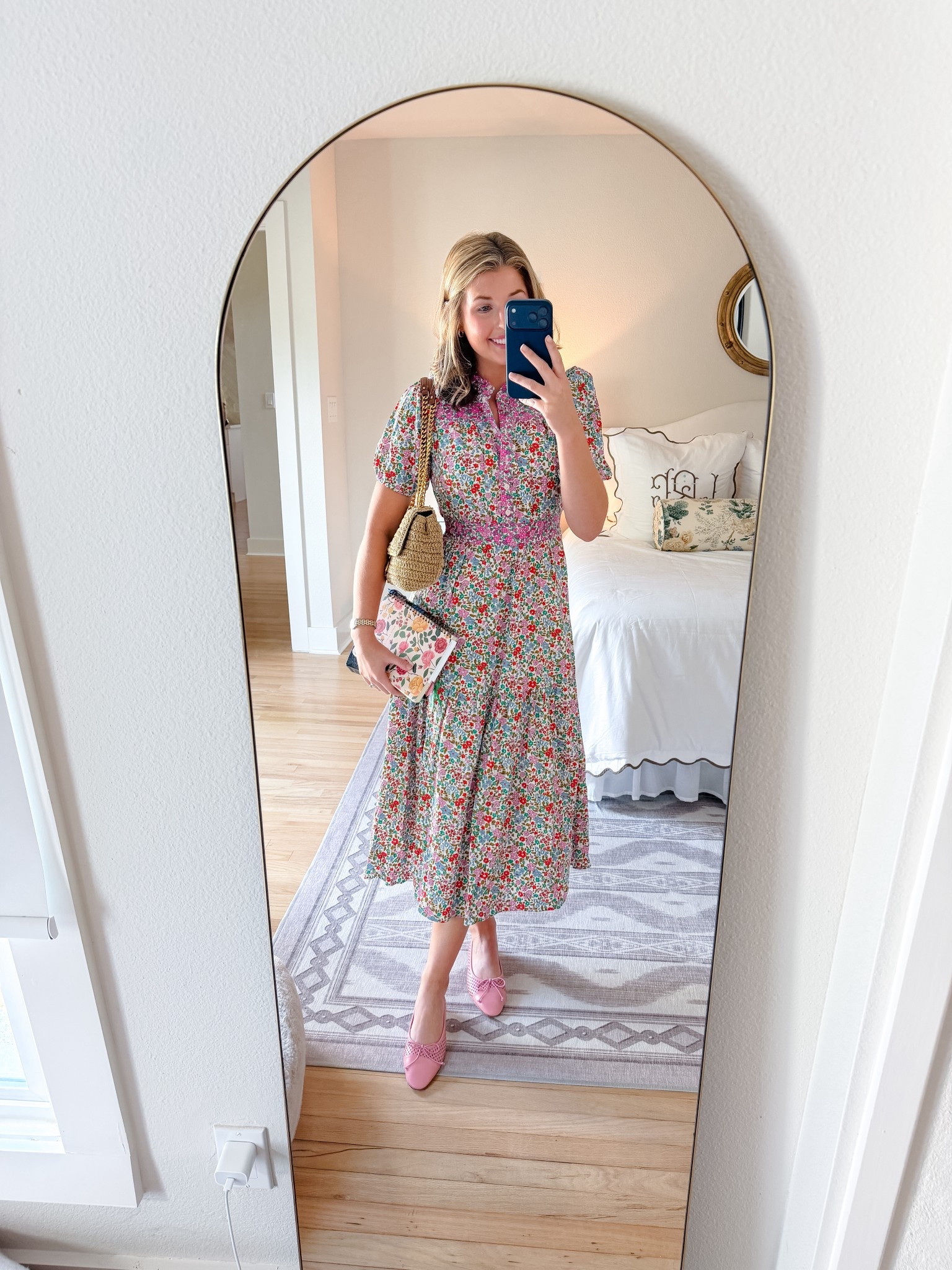 Sunday ootd! Wearing a 2 in dress! Dress is selling out, linked some other options as well :)