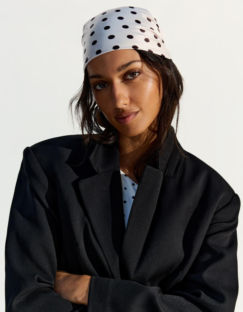 Tupfenhalstuch - Damen | Bershka DE