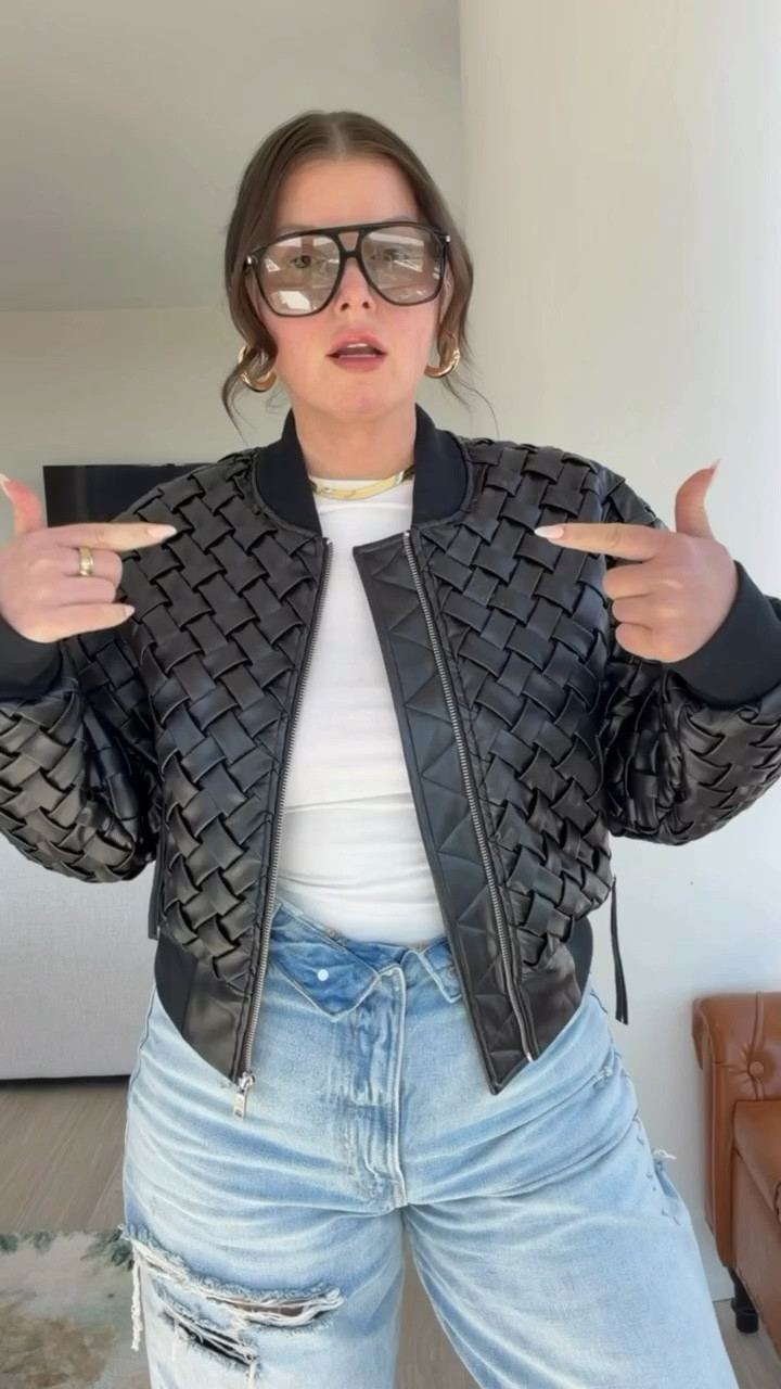 My best selling black bomber jacket is now restocked and available in this beautiful suede version in blue!! Perfect for spring outfits

#LTKgrwm #LTKSeasonal #LTKootd