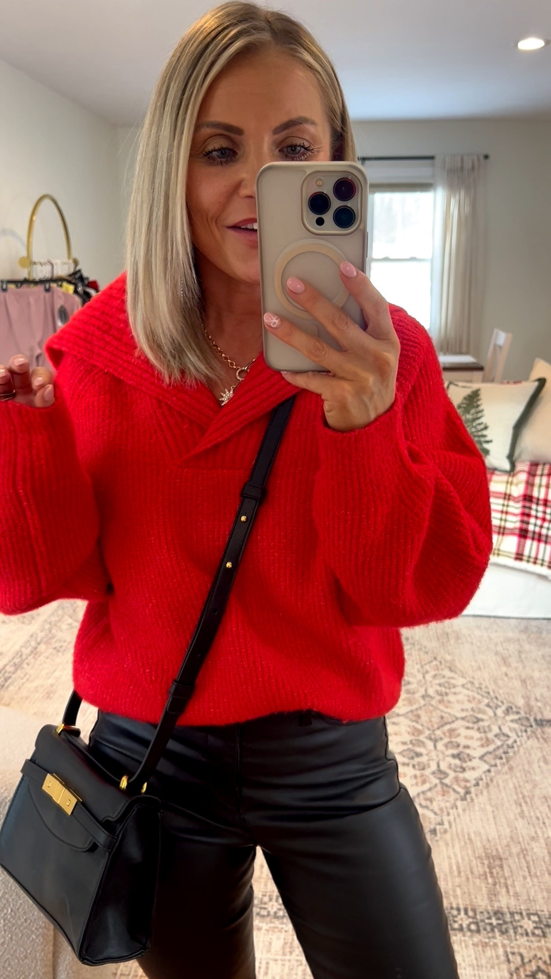 Walmart Holiday Outfit

Christmas outfit, holiday outfit, holiday dresses, NYE outfit, NYE dress, target fashion, target finds, Walmart fashion, Walmart finds, Amazon fashion, Amazon finds, Christmas sweaters, midsize fashion, petite fashion 

#LTKHoliday #LTKMidsize #LTKSeasonal