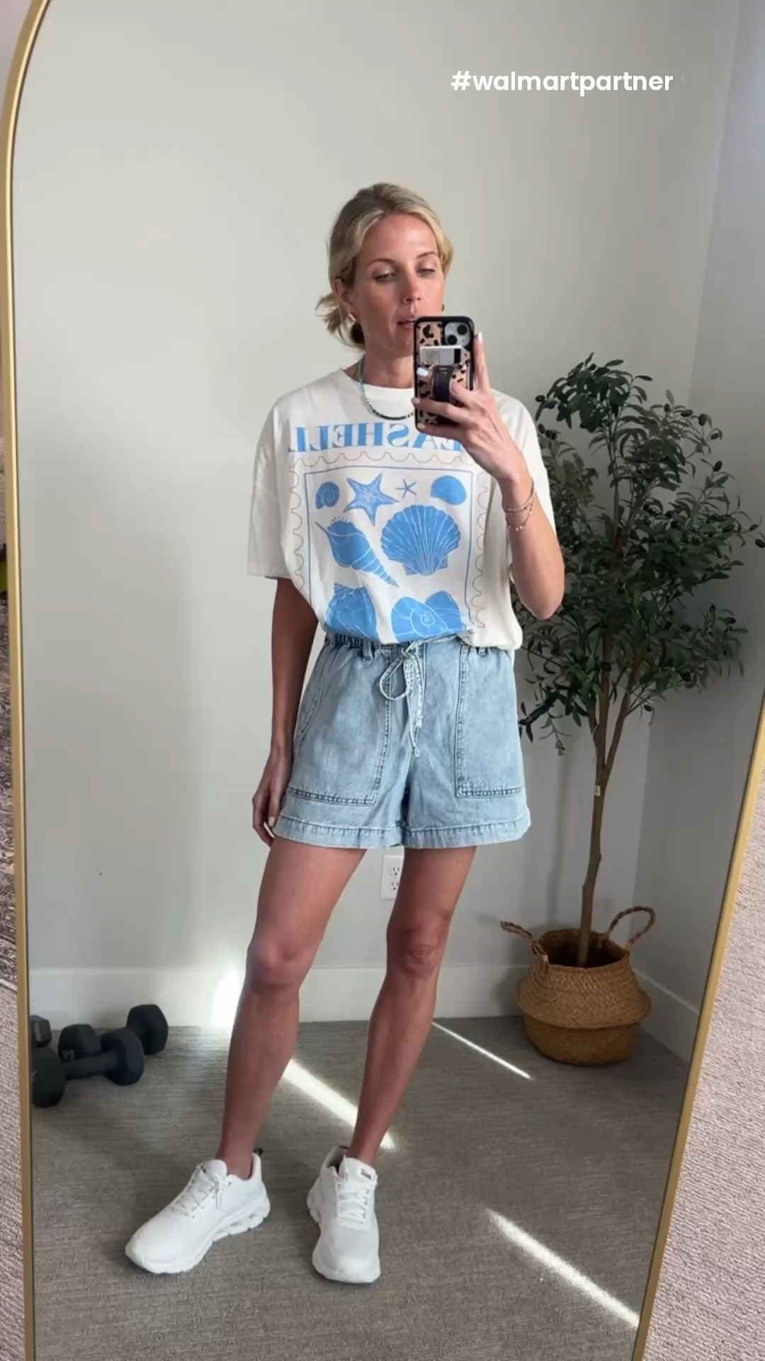 Whether you need an extra layer for cool mornings if you’re just looking for the best graphic tees at the best price point, Walmart has you covered! Be sure to check out the comfiest look for less shoes! 
#walmartpartner @walmartstyle #walmartstyle

