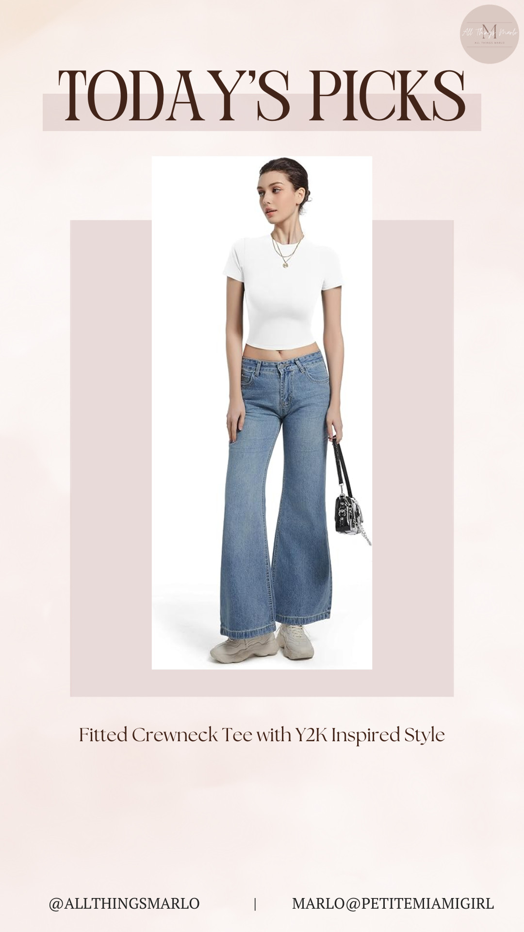 Fitted Crewneck Tee with Y2K Inspired Style 

 #LTKSeasonal #LTKWorkwear #LTKTravel