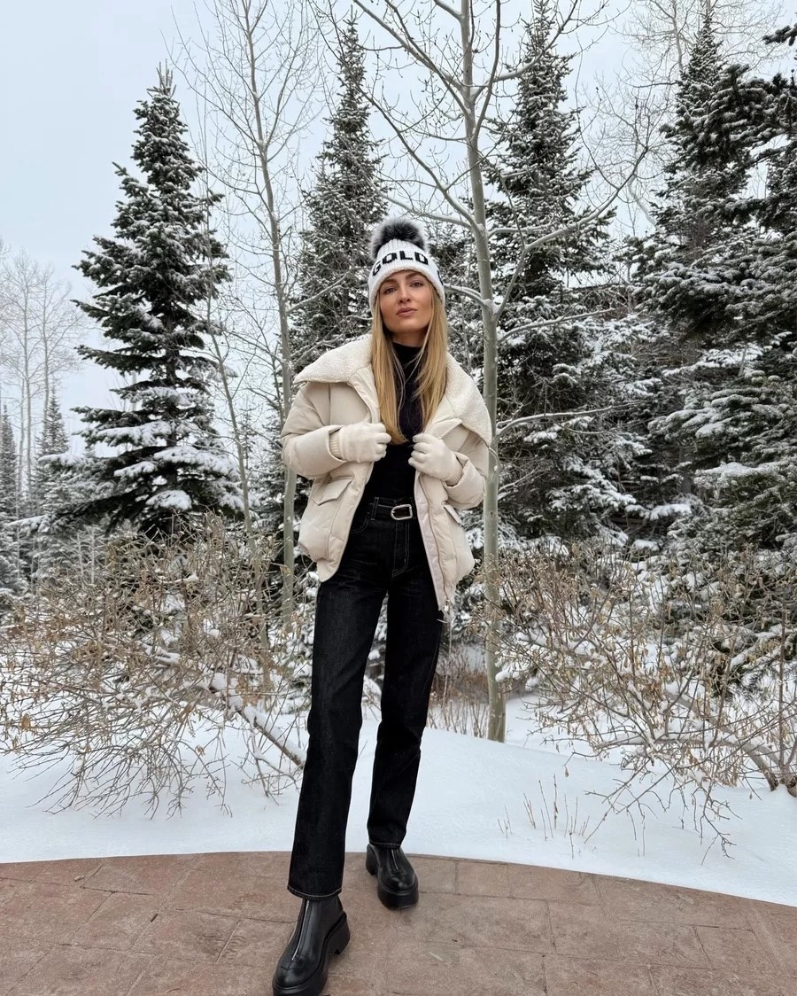 Casual Winter Snow Day Look

#LTKootd #LTKgrwm #LTKHoliday