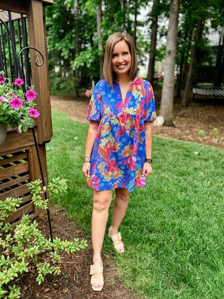 Avara mini dress - generous fit - size down if in between - in a small

Sandals - true to size

Use code LAURA15 to save 15% at Avara when you shop through my link 



#LTKstyletip #LTKshoecrush #LTKover40