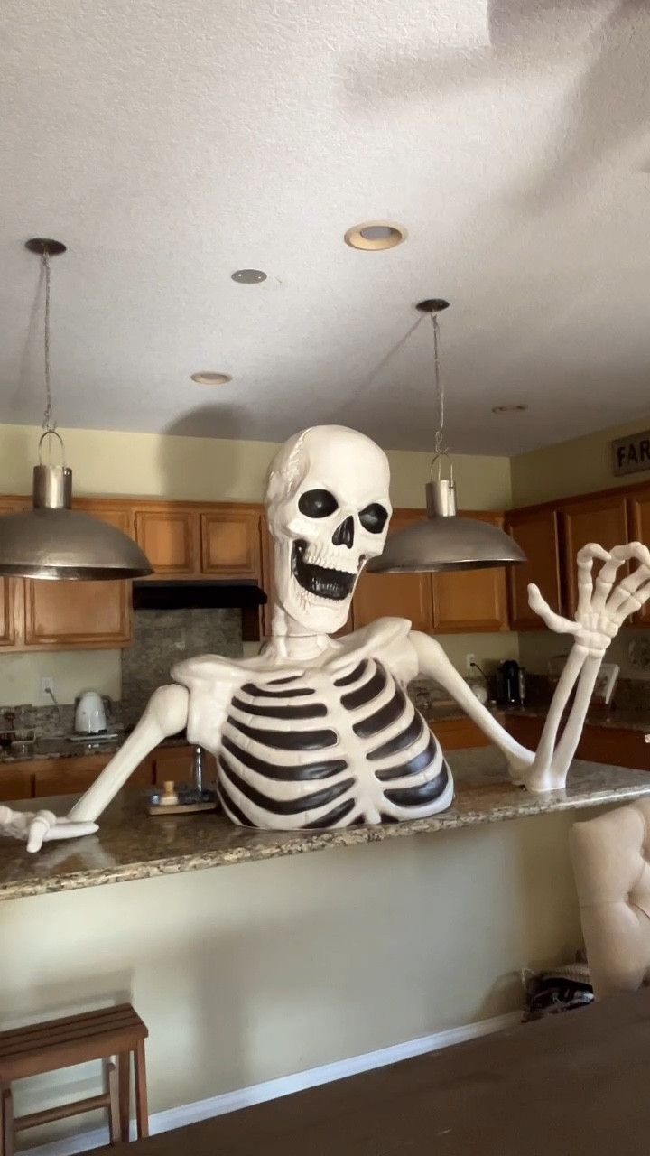 Spooky season has begun 


#LTKSeasonal #LTKFallSale