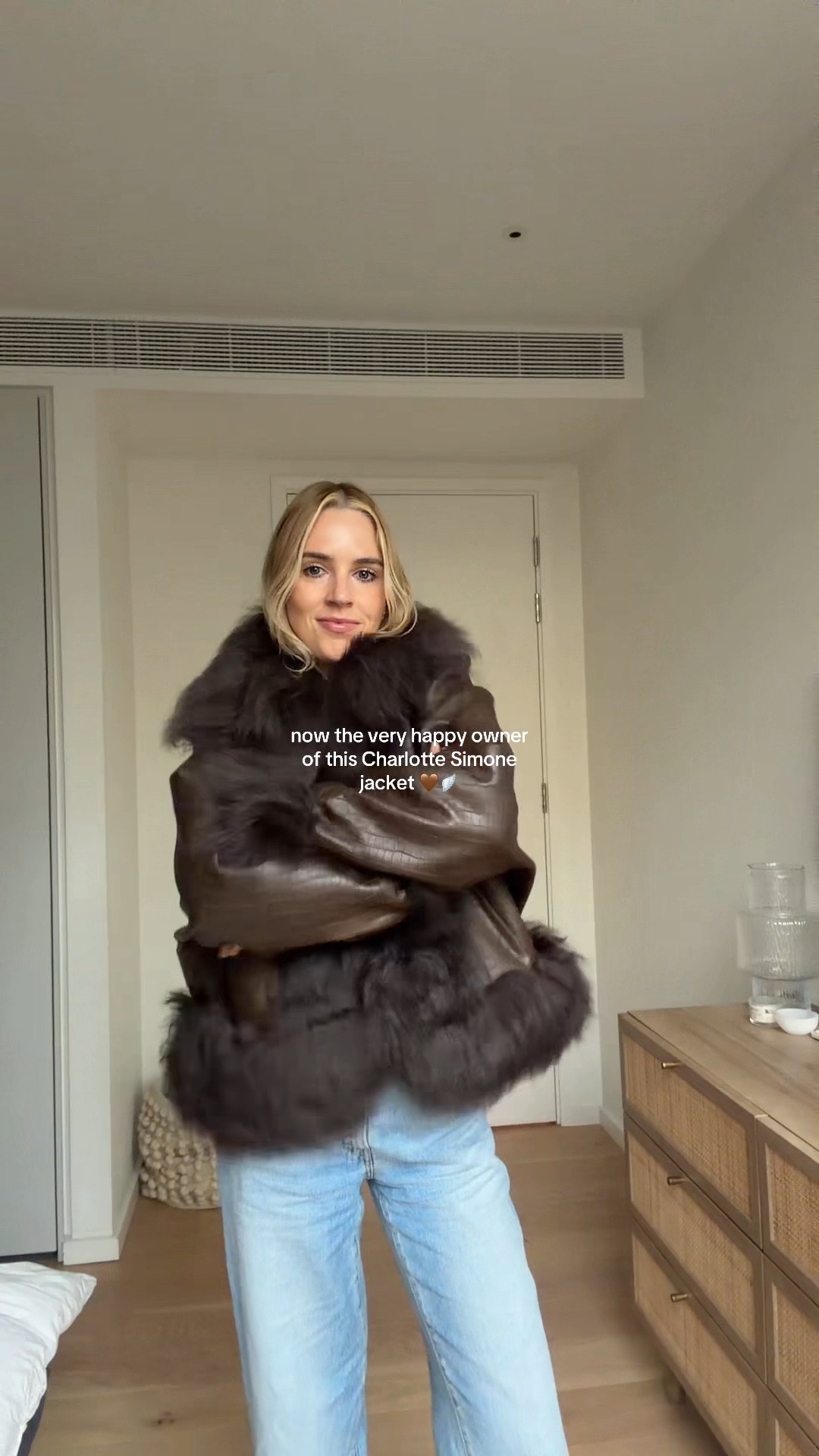 Big time run don’t walk situation… this Charlotte Simone coat is now on Free People 

#LTKwinter #LTKuk #LTKdatenight