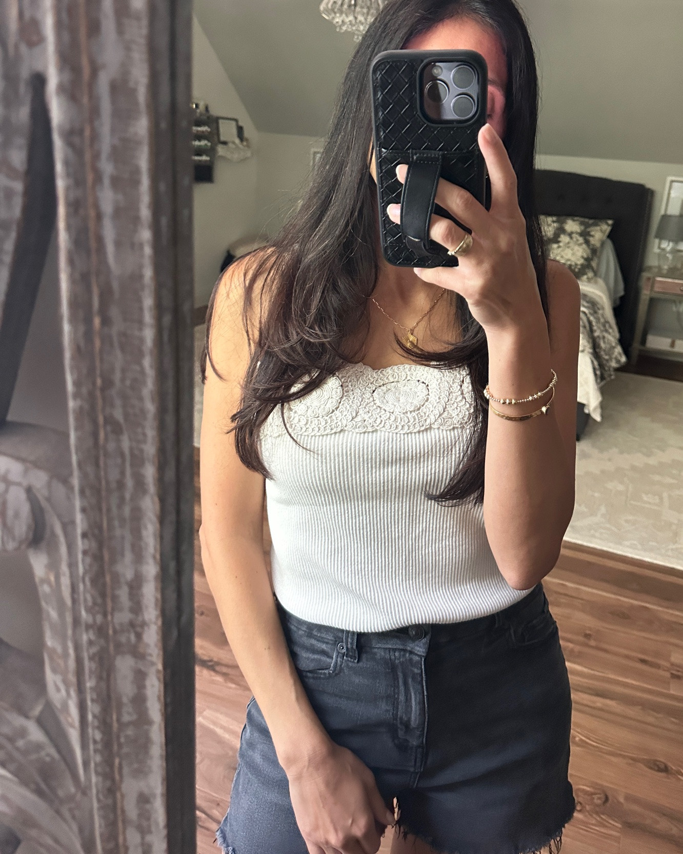 Most perfect ribbed cami! Wearing a size small

#LTKootd #LTKTravel #LTKWorkwear
