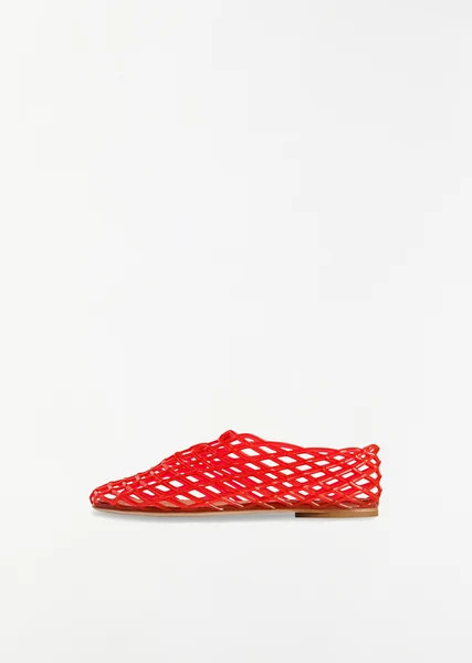 Mara Flat — Red | La Garconne