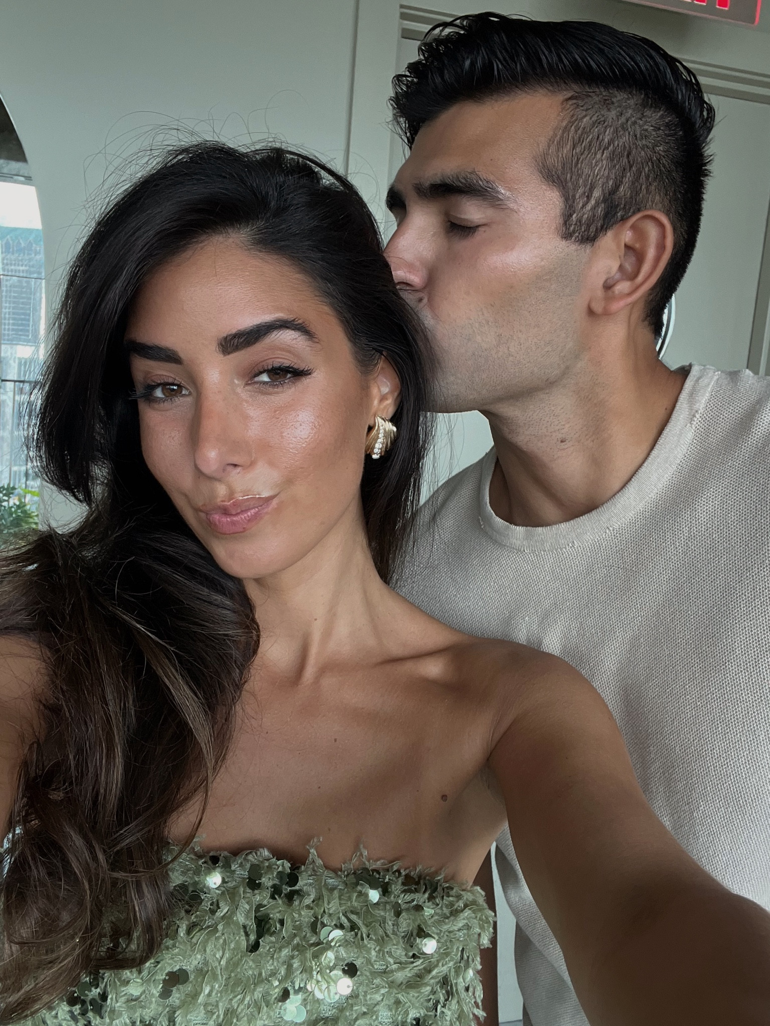 Wearing type 3 medium tinted skincare, more info under my typology reel xx 

#LTKFindsUnder100 #LTKFindsUnder50 #LTKBeauty