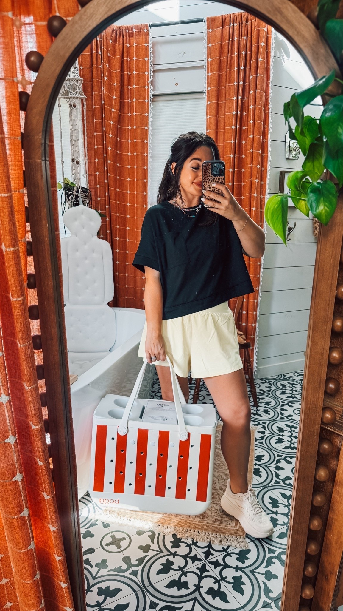 Okkkkk Boggs bags have officially elevated the vacation bag cart!! Love this stripe so much and the new topper got me so excited to use my bag as a table at the pool and the beach!

#LTKmomlife #LTKTravel #LTKSaleAlert