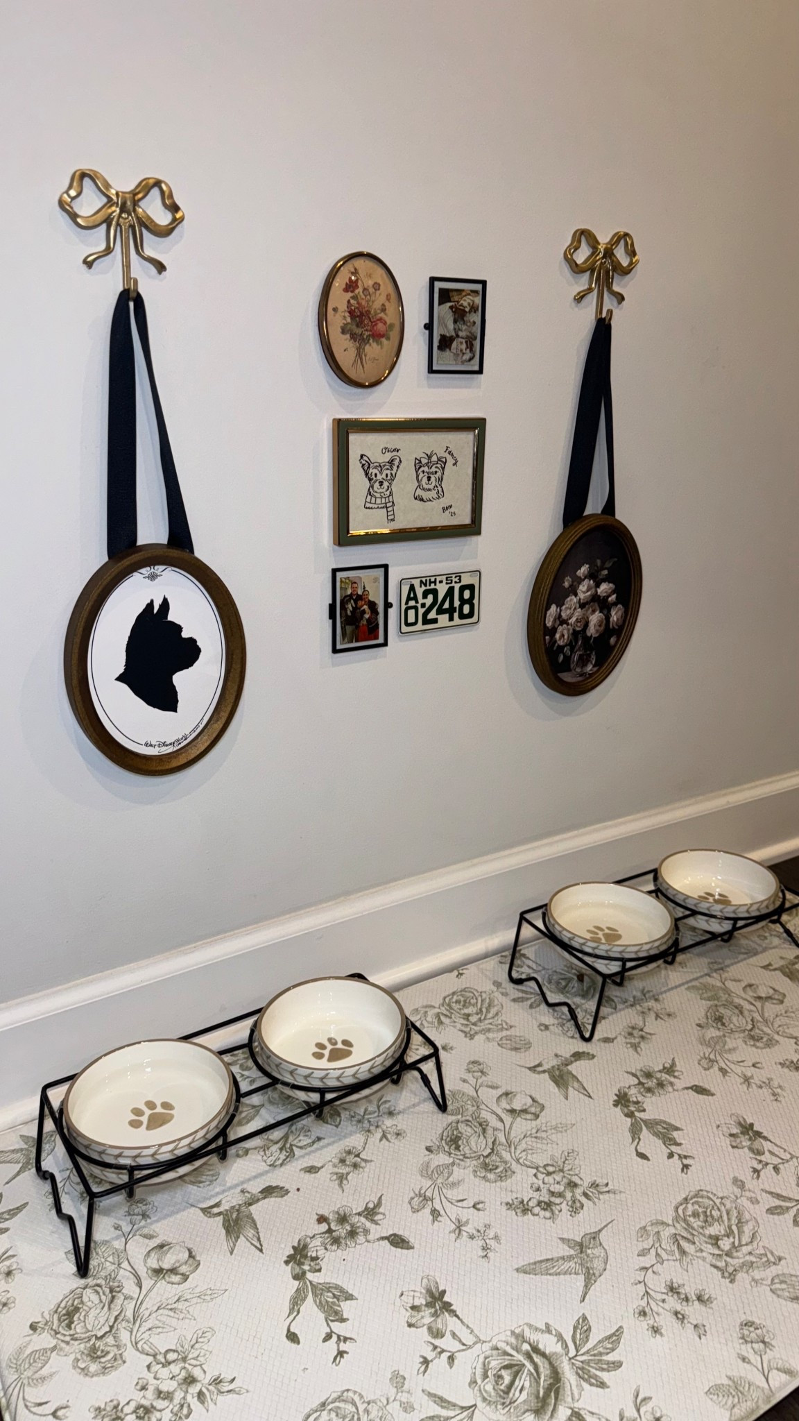 Created a gallery wall for our dogs food and water corner and it came out soo cute!! 

#LTKHome