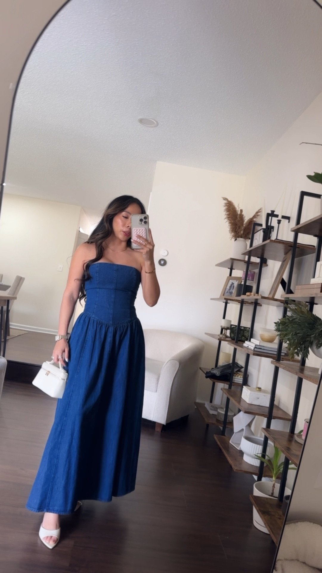 New denim maxi dress! Wearing size XS 

#LTKFindsUnder100 #LTKWatchNow #LTKStyleTip