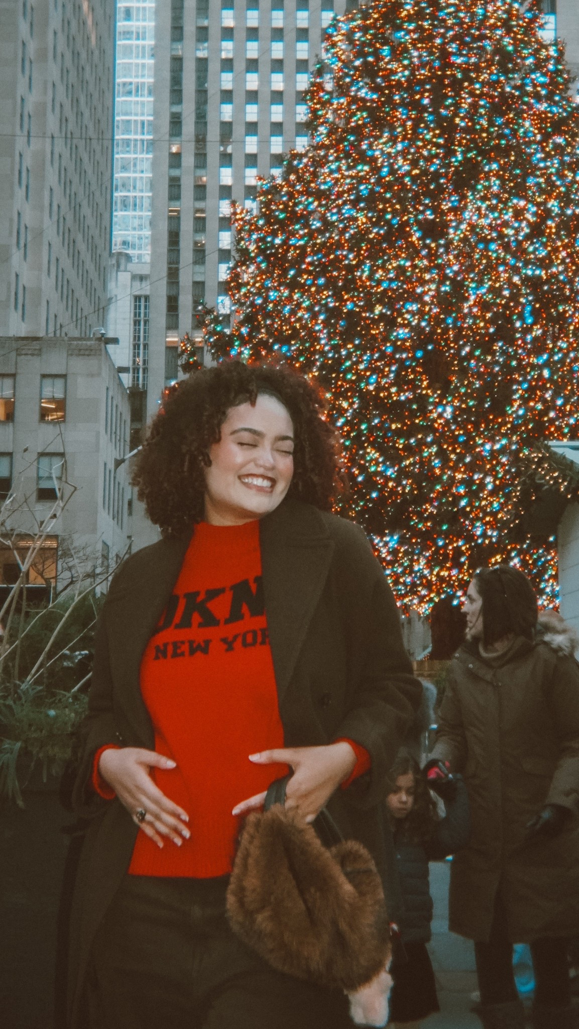 Winter style - as a mom to be I can’t fit into anything rn (I’m 5 months pregnant) so chunky sweaters it is!

#LTKHoliday #LTKBump #LTKSaleAlert