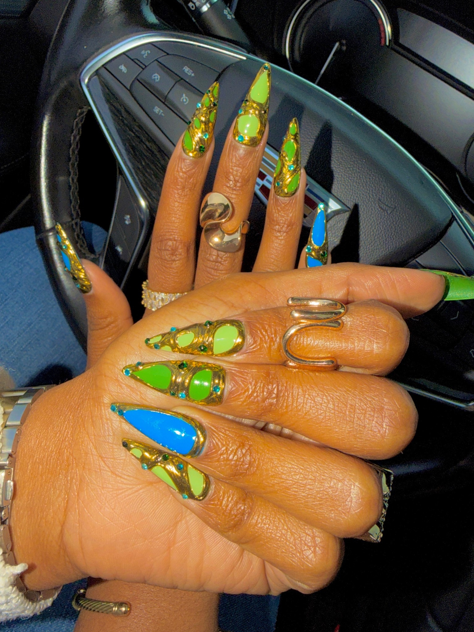 A few of you asked about my nails and rings the other day and I totally forgot to post! 🤦🏾‍♀️ 

Anywho… yup! They’re press ons! They’re excellent quality and mimic a fresh set of acrylic nails! Mine usually last around a week! These are perfect for the girls that like to switch it up often!



#LTKselfcare #LTKgrwm #LTKBeauty