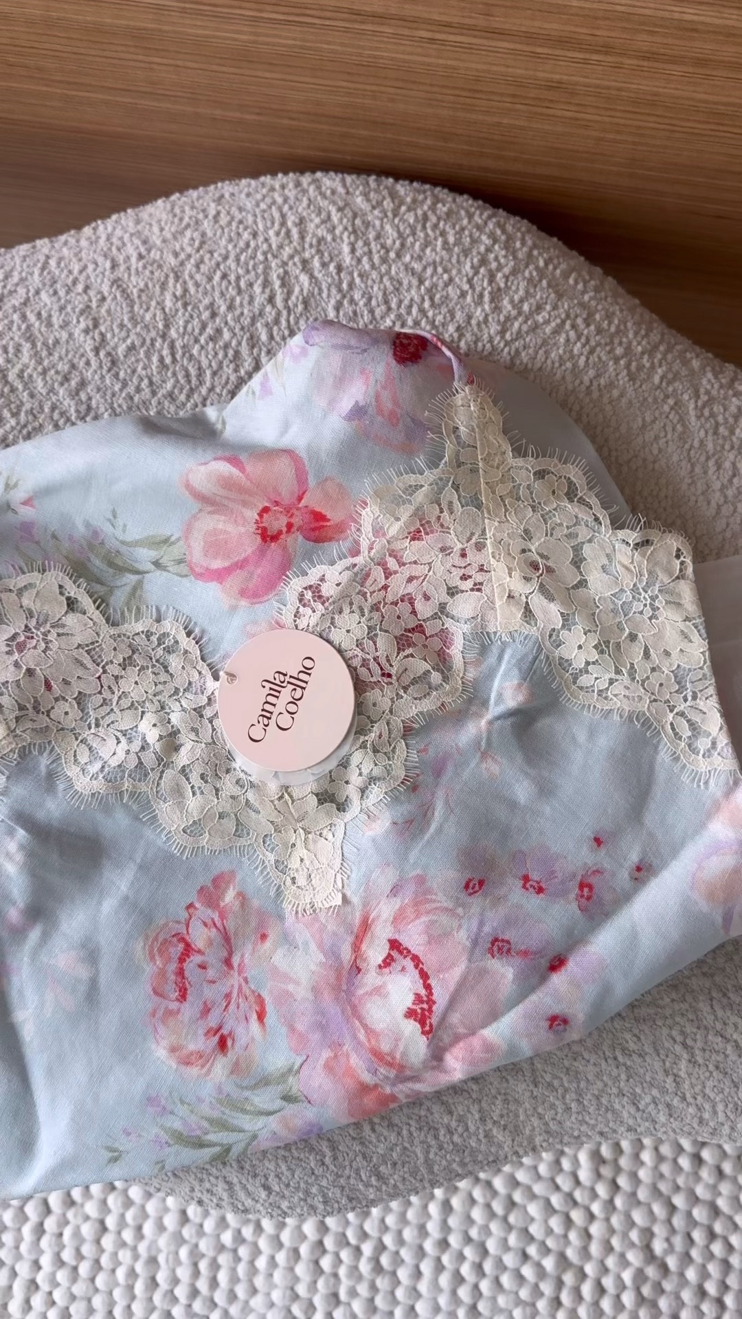 Love this brand that usually retails for 300.00 for dresses and i found for under $50.00 wearing Xs #springdress#summerdress