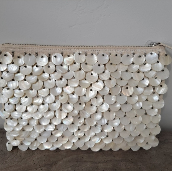 Viral Pearl Shell Wallet Bag | Poshmark