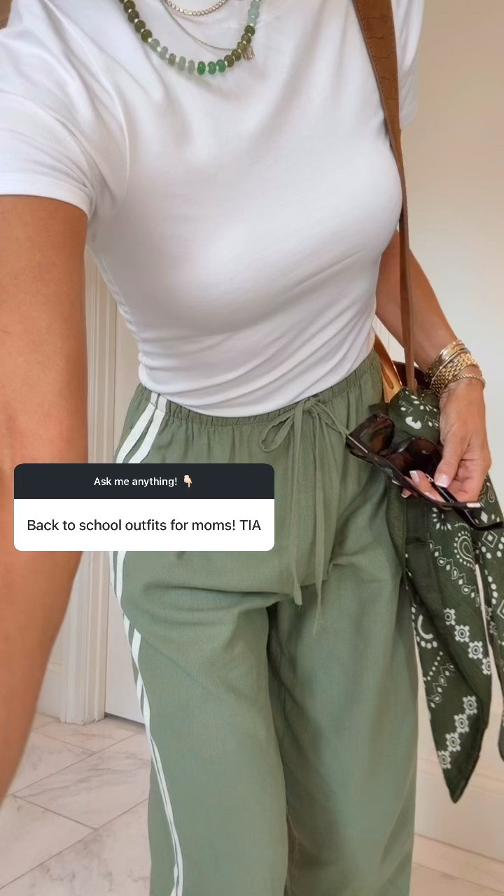 Back to school mom outfit. 
Target pants wearing size xs 
Nordstrom t wearing size small