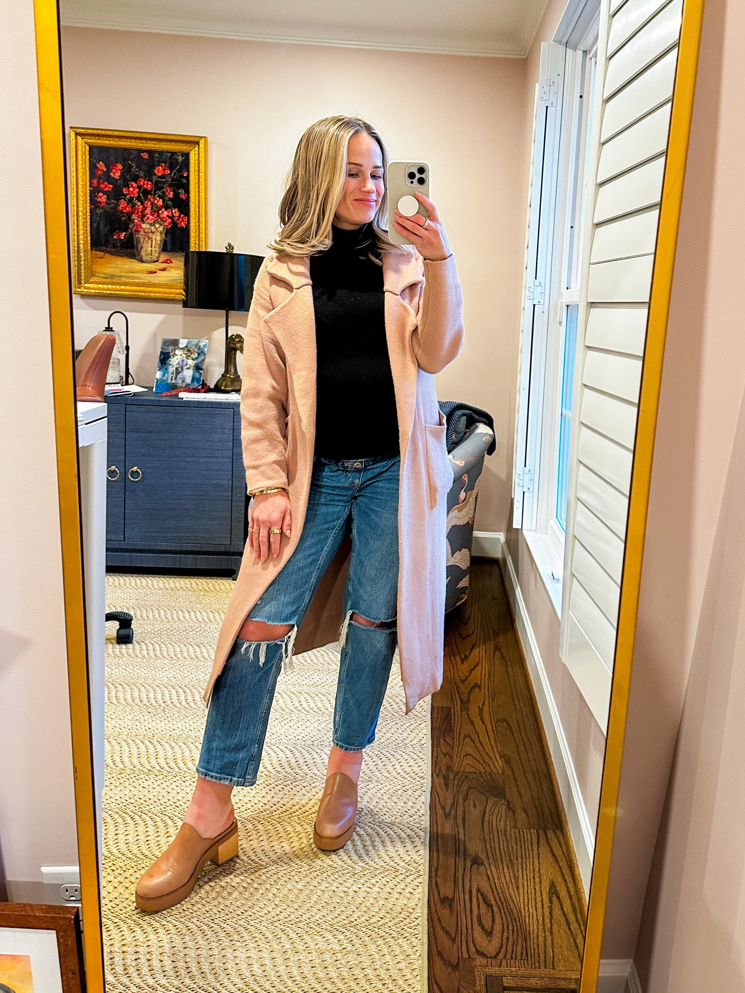 My favorite Abercrombie jeans are on major sale! I own and love the maternity ones and regular ones. I wear a 26S. Size up if you’re on the fence since they don’t stretch much! 

My long coatigan is an Amazon find! 


#LTKfindsunder100 #LTKbump #LTKsalealert