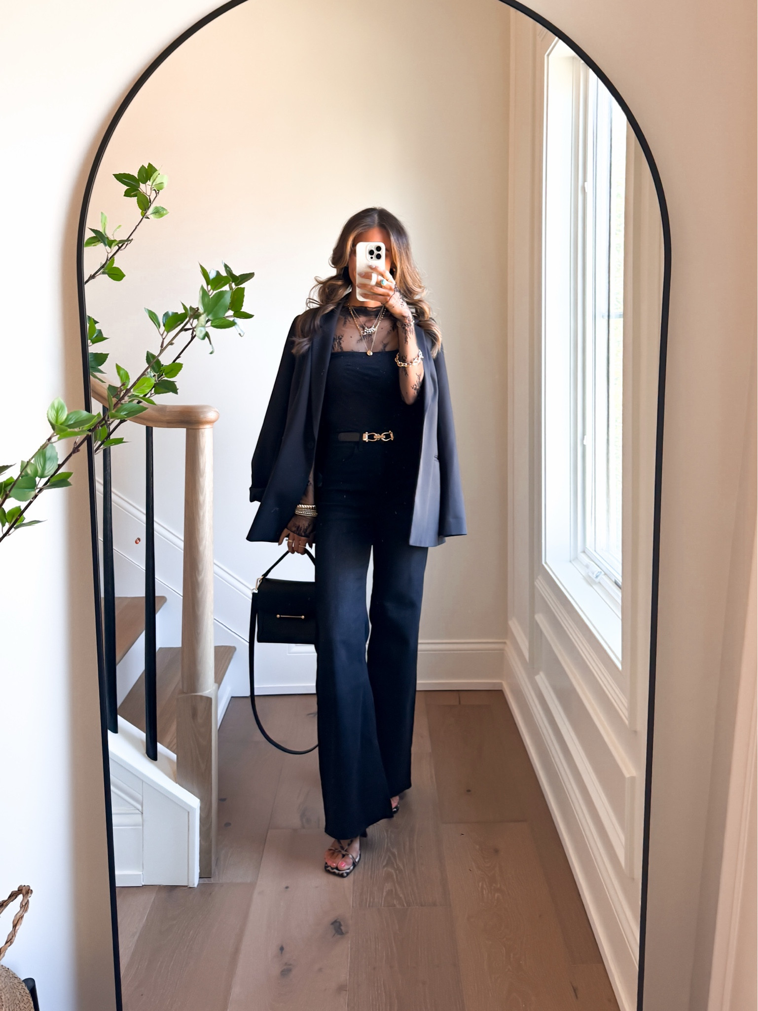 Comfy date night outfit - wearing a xsmall to small in everything. I’m 5’6” wearing the 32” inseam size 0 black stretchy jeans. Fit true to size. 

#LTKdayinmylife #LTKgrwm #LTKmomlife