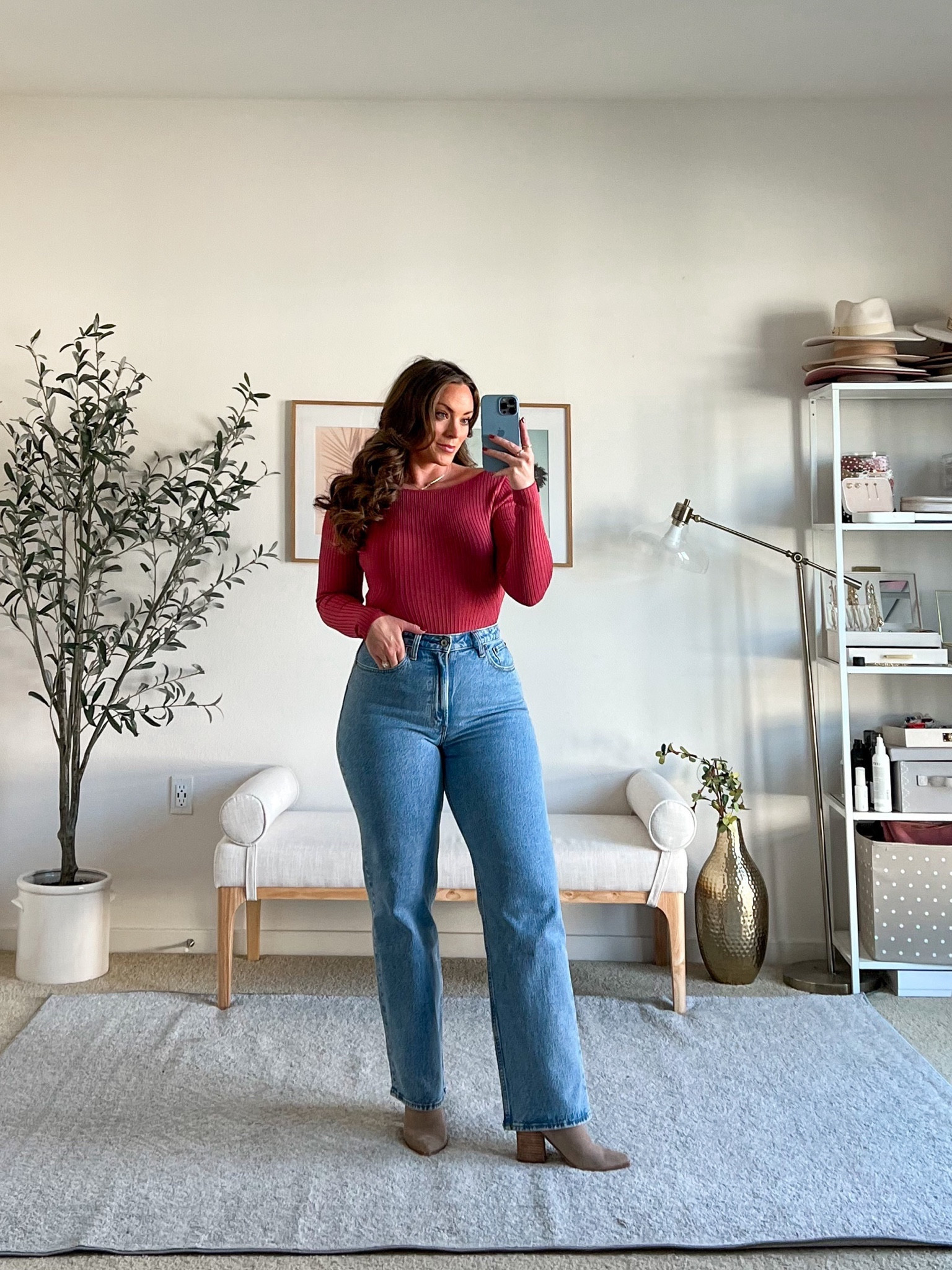 Love a really simple outfit to throw on if needed during the holiday season. Abercrombie makes the absolute best bodysuits- super comfy and really really nice quality. These jeans are my favorite style from Abercrombie- SO FLATTERING on!

Bodysuit size medium, true to size
Jeans my usual size 28/6R, I am 5’5”
Abercromie Try On Haul | November 2023SaleSale 

#LTKHoliday #LTKHolidaySale #LTKmidsize