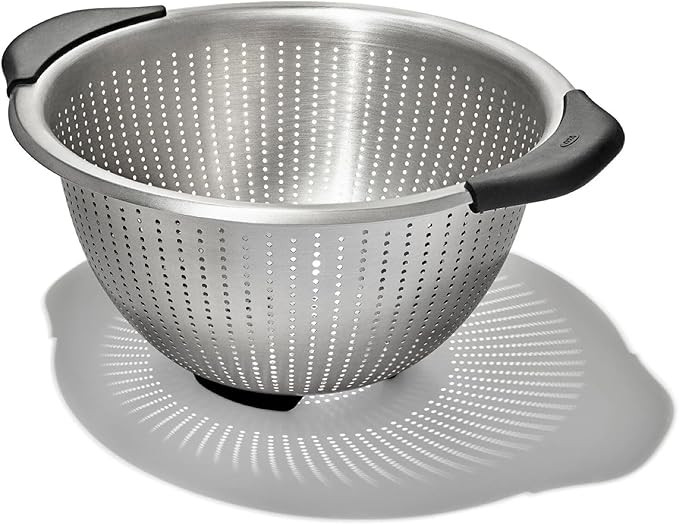 OXO Good Grips Stainless Steel Colander, 5 qt. Capacity, Strainer with Non-Slip Handles, Kitchen ... | Amazon (US)