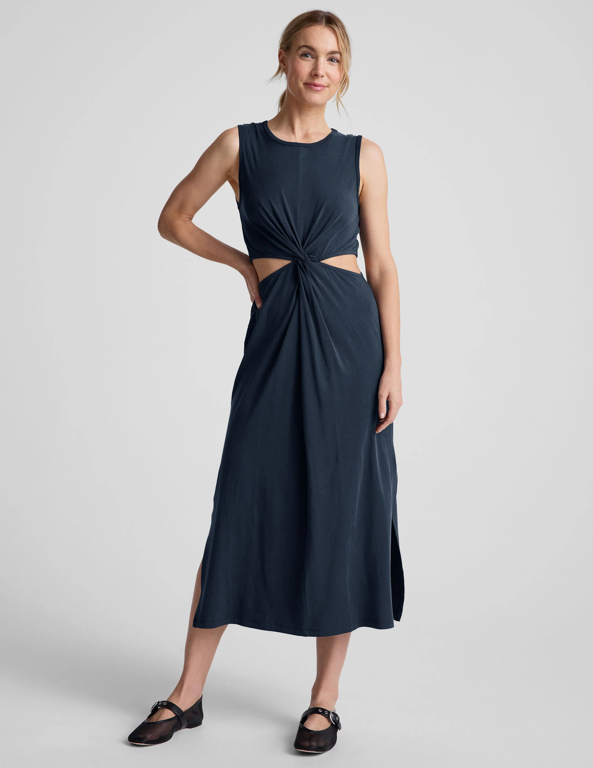 Around The World Front Twist Dress | Beyond Yoga | Beyond Yoga