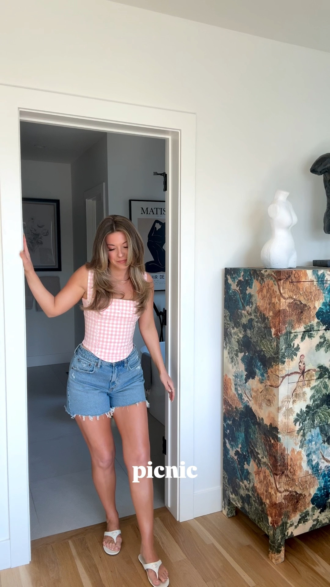 Abercrombie dad cut off shorts styled 5 different ways for everyday wear 

i sized up to a 27
& did my normal size small in tops

divi: emerson15

Casual everyday
Denim shorts
Summer looks
Pleated shorts
Workwear
Brunch
Shopping
Sight seeing
Vacation #LTKDENIM

#LTKTravel #LTKdayinmylife