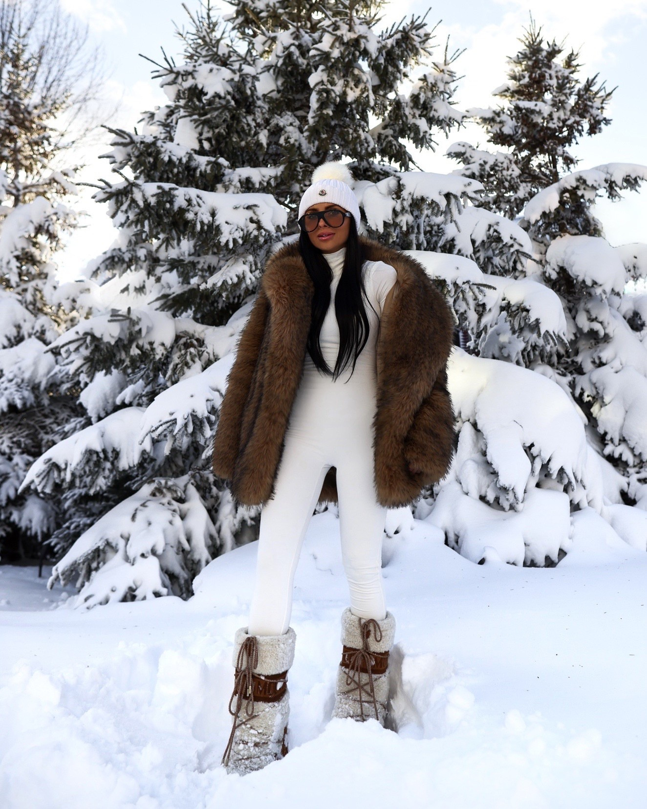 Apres ski outfit
Revolve faux fur coat
Naked wardrobe jumpsuit
Shearling moon boots 

#LTKSeasonal #LTKootd #LTKTravel
