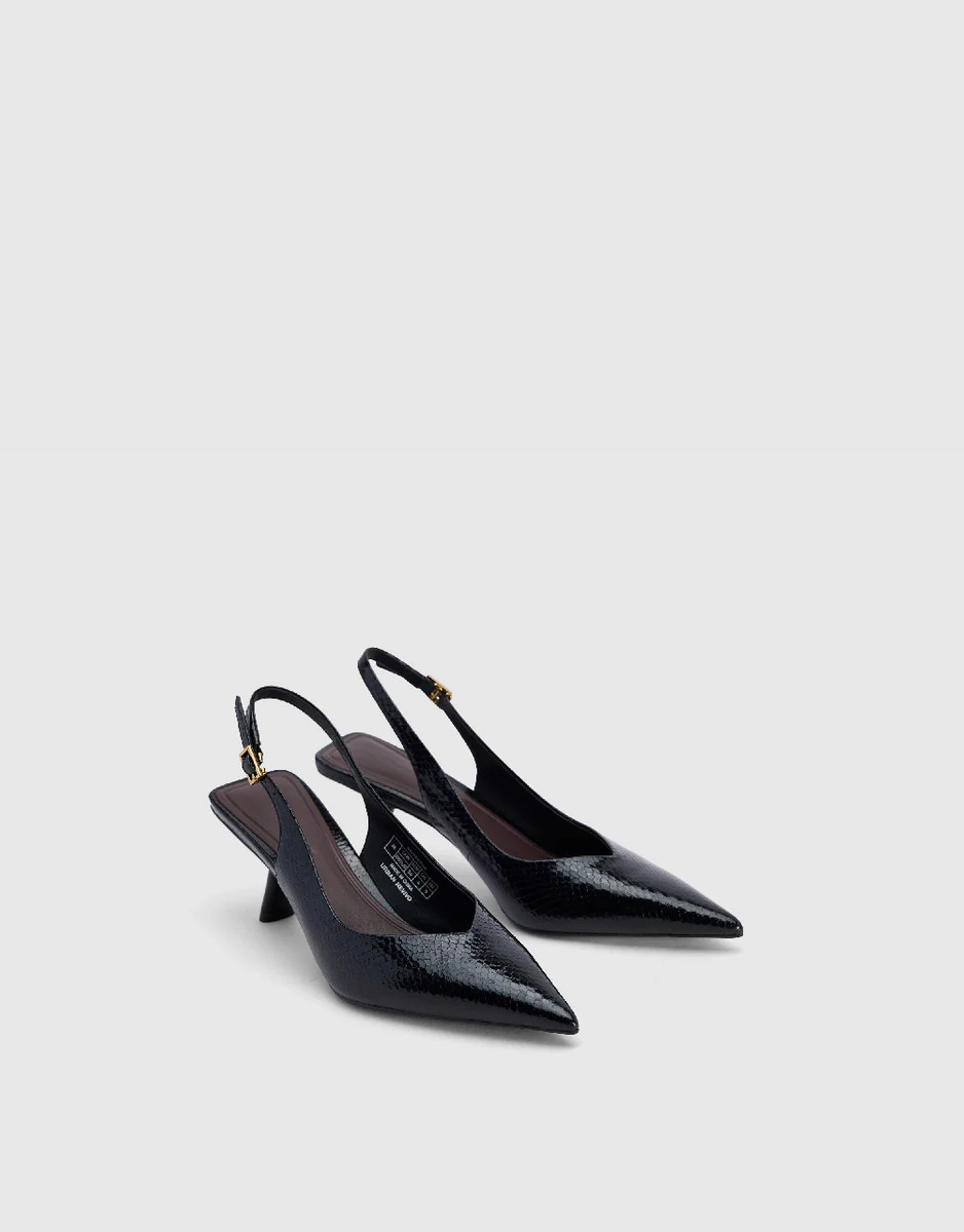 Croc Embossed Pointed Toe Slingbacks | Urban Revivo