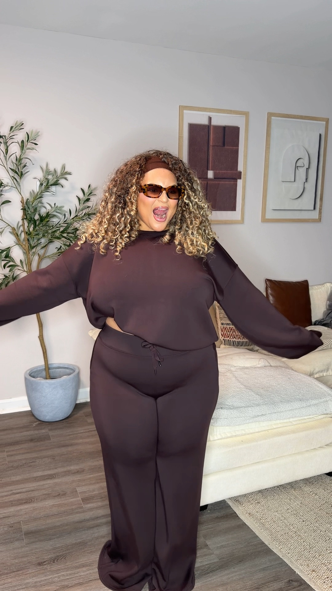 Wearing a 1x 

#LTKActive #LTKPlusSize #LTKU