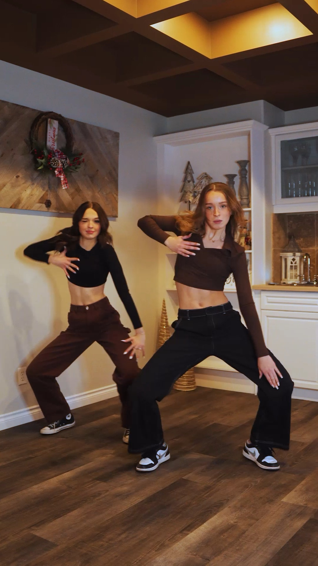 little dance with my twin! cute fits from Garage❤️ 

#LTKVideo #LTKU #LTKMostLoved