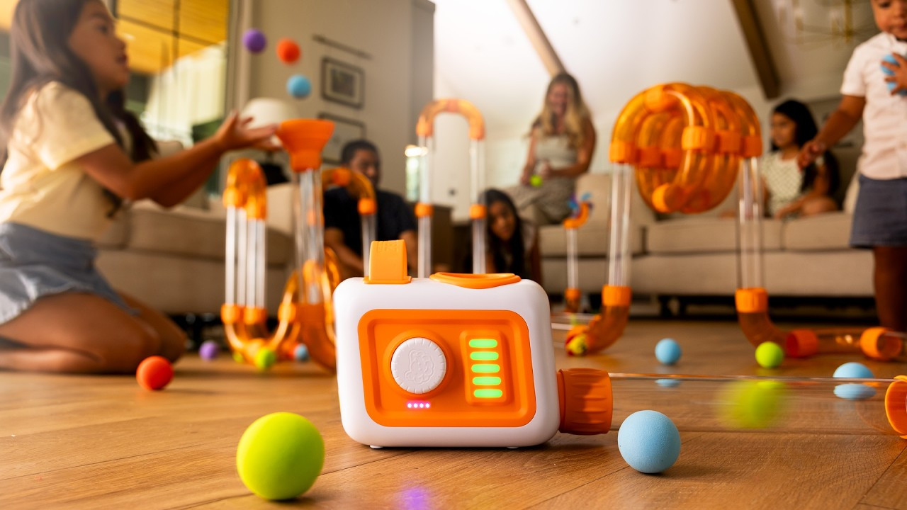 Air Toobz Evo - Best Active Play for Ages 3 to 10 - Fat Brain Toys | Fat Brain Toys