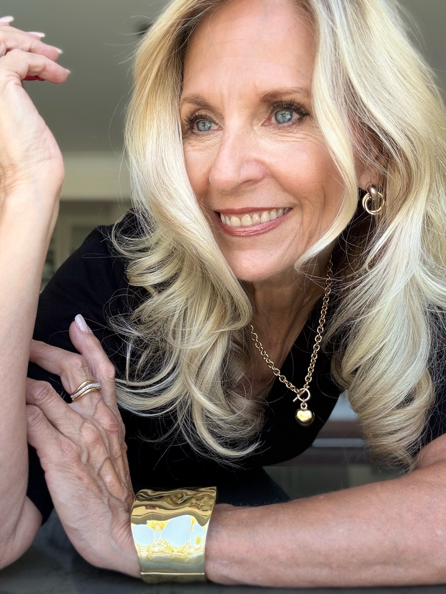 Oh, have I got something for you…

@rosssimons jewelry has been around for over 70 years and I recently discovered them and their fabulous Lux Collection.

Let me be clear. These pieces are gorgeous! They are stand out pieces that will elevate your style. This LUX look is heavy on style, light on price. Get bigger, boulder looks for a whole lot less.

- Hammered Bangle Bracelet
- Heart Toggle Necklace
- Double-circle Drop Earring
- Wave Ring

Use Code DEBORAHSORLIE10 thru 6/16

Follow me for more 50+ style inspiration.

#LTKootd #LTKOver40