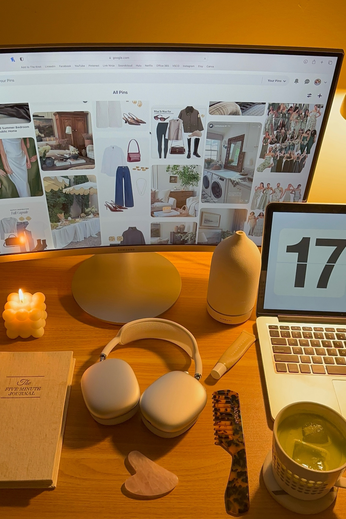 apple air pods max 🤍🎧

#LTKU #LTKHoliday #LTKGiftGuide