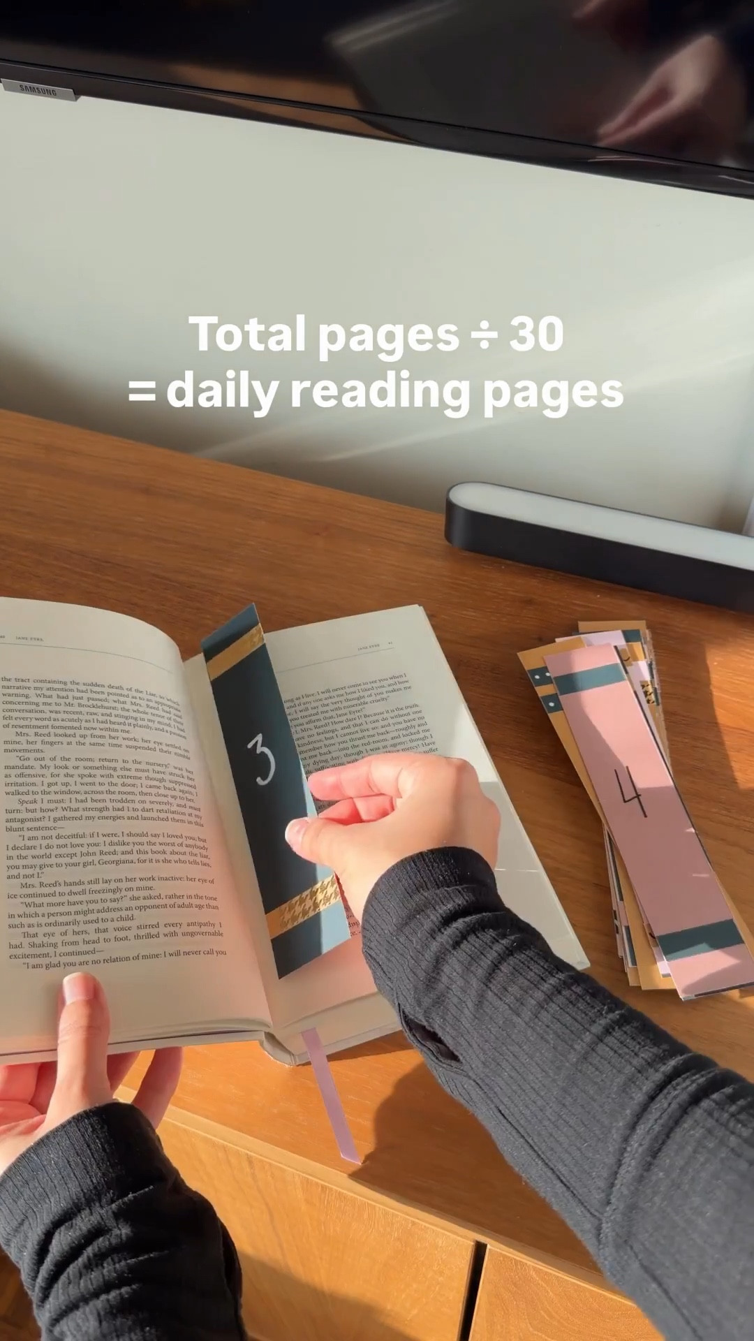 THIS is how you’re going to tackle your TBR in 2026 🙌

30 bookmarks for 30 days of reading — super simple! I created mine from cardstock (although I highly recommend using something on the thinner side so your book doesn’t get too stretched), and numbered each bookmark so I can keep track of my progress. But you could even use sticky notes/tabs instead for something even easier to setup.