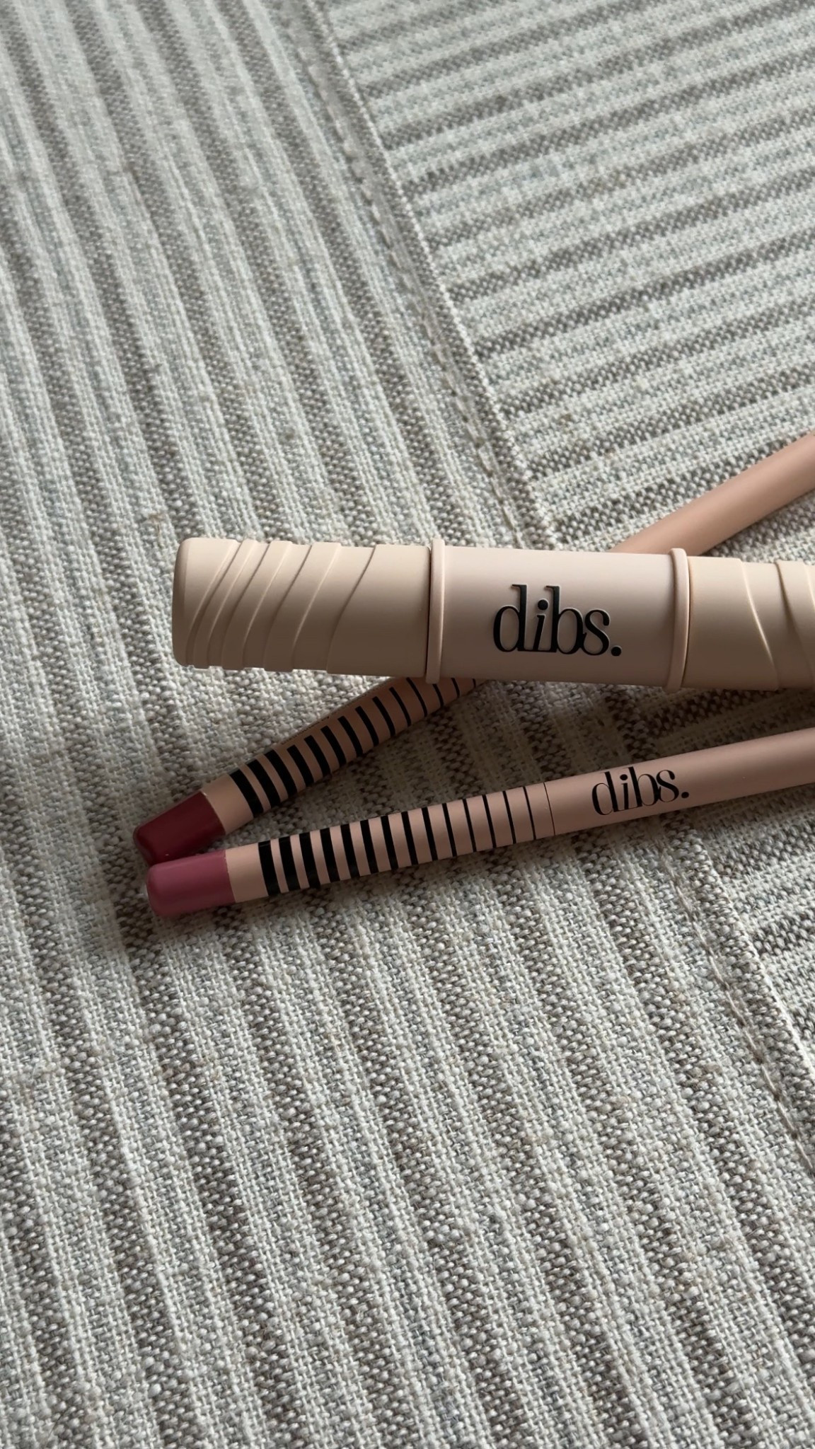 Current favorites from dibs- I’ve been loviiiiing this lip liner! If you need a new one, here you go 👏🏼

And linked other favorites on sale!

#LTKSeasonal #LTKSaleAlert