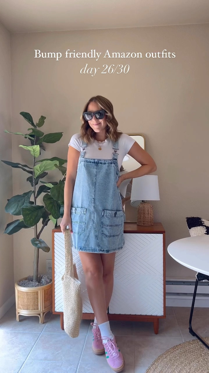 30 days of bump friendly Amazon outfits 🤰🏼 DAY 26

How cute is this overall mini? I can’t wait to pair this with some boots and a chunky sweater this fall! It would also be so cute for the classroom. Wearing a size small

Amazon fashion | Amazon style | bump friendly 

#LTKFindsUnder50 #LTKBump