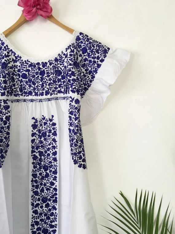 Beautiful Embroidered Dress Size L/XL Ruffled Sleeve Oaxaca | Etsy | Etsy (US)