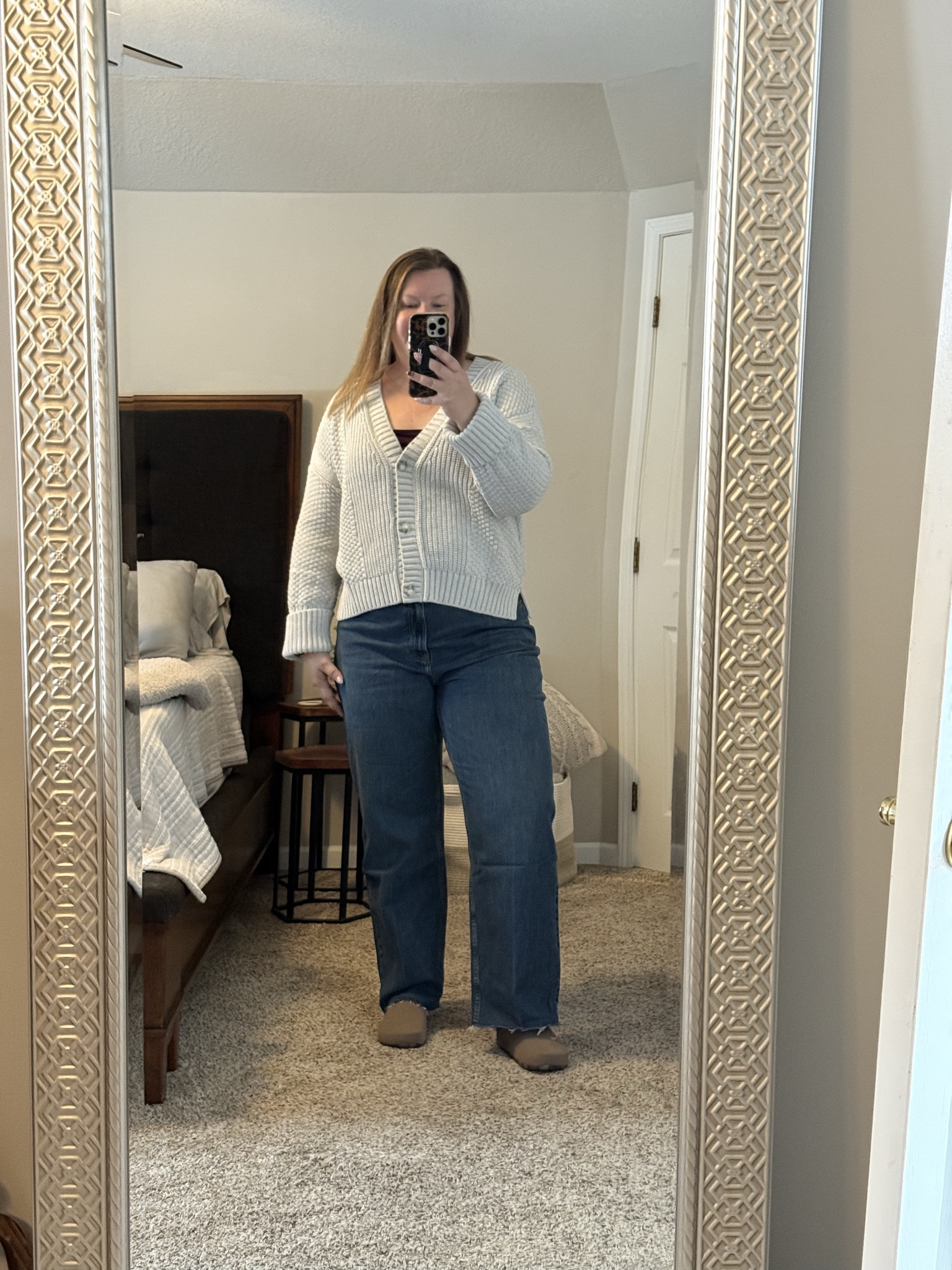 Wearing an xxl in this grey cardigan. Raw hem denim size 34  

#LTKFindsUnder100 #LTKMidsize #LTKOver40