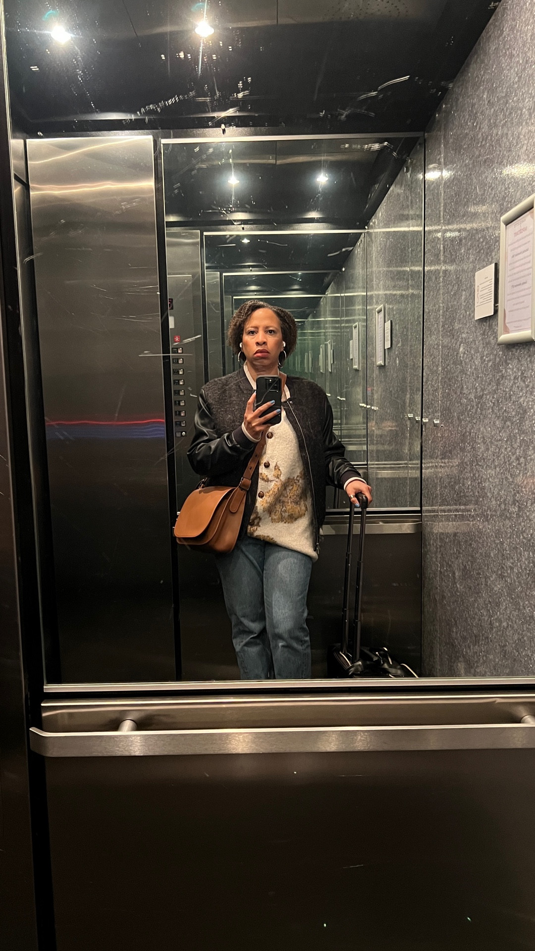 Tuesday in office OOTD

#LTKWorkwear #LTKgrwm #LTKOver40