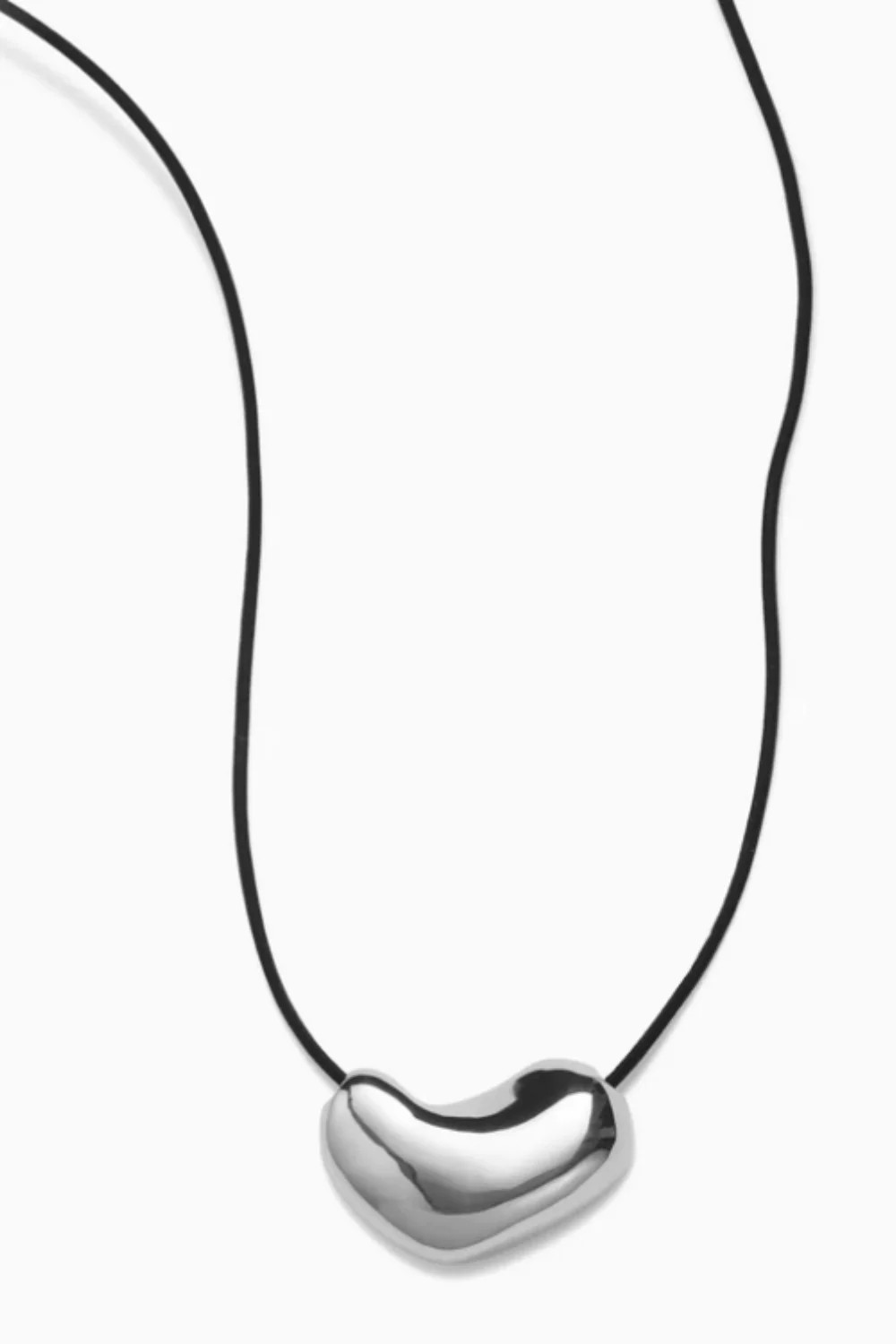 Sculpted Heart Pendant - By AGMES | St. Agni (US, UK, EU)