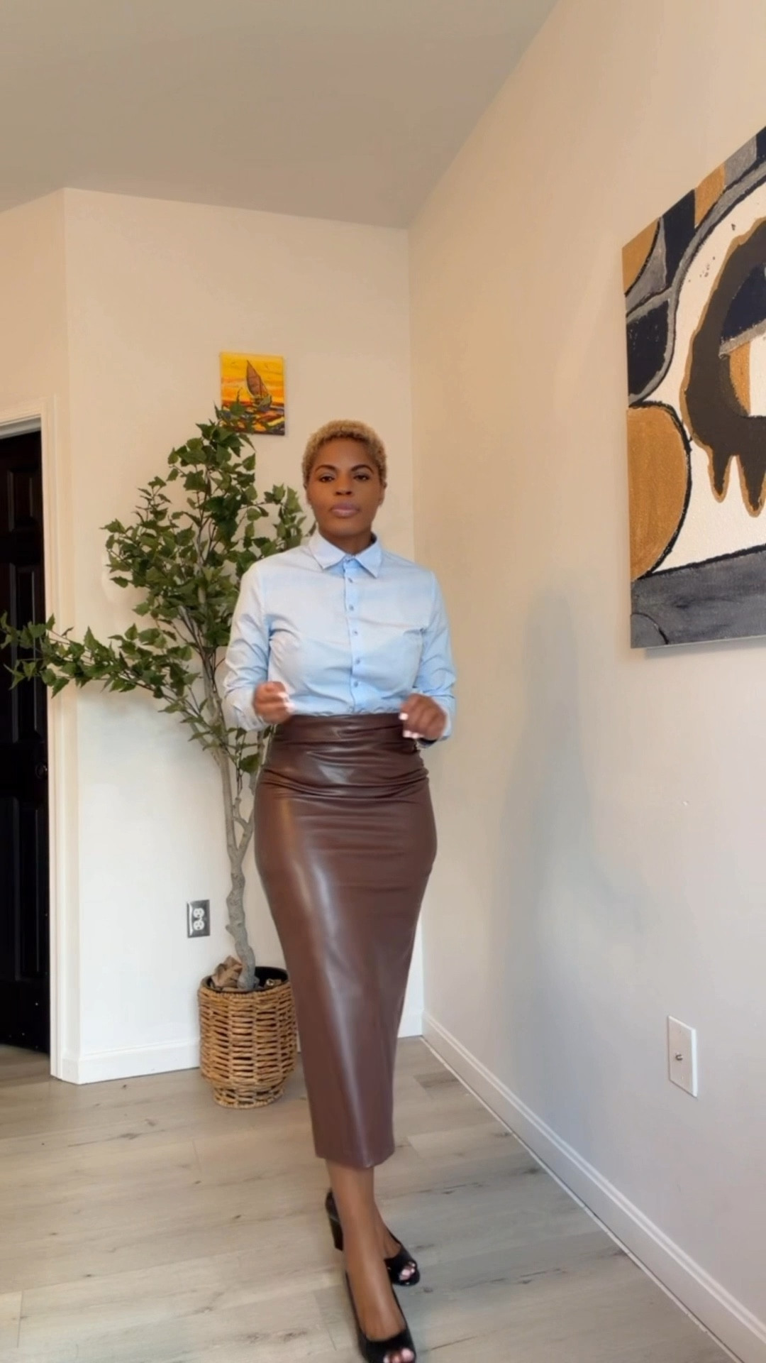 High Waisted Skirt for Office Outfit Inspo

#LTKfitnessgoals #LTKootd #LTKgrwm