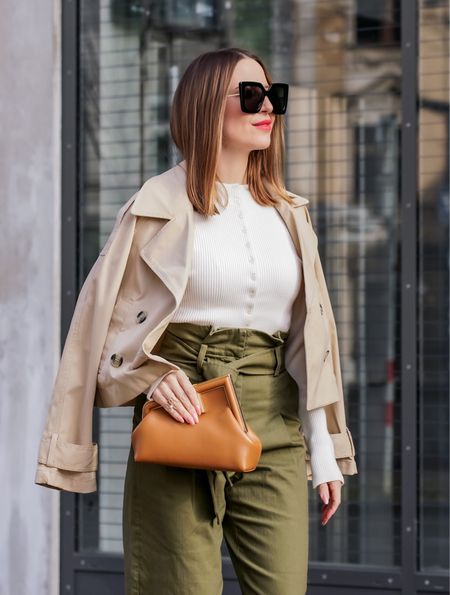 Modern Utility 🫒 


*Anzeige*
Modern, raffiniert und dennoch lässig elegant - in dieser Saison gibt es unendliche Kombinationsmöglichkeiten des angesagten Utility Trends! Meine Interpretation in Khaki & Beige zum Wochenende. Happy Saturday! 🫒


#utility #cargo #cargopants #olivepants #khaki #trench #trenchcoat #fendibag #fendi #utilitytrend #fashiontrend #ootd #trenchjacket

#LTKeurope #LTKstyletip #LTKitbag