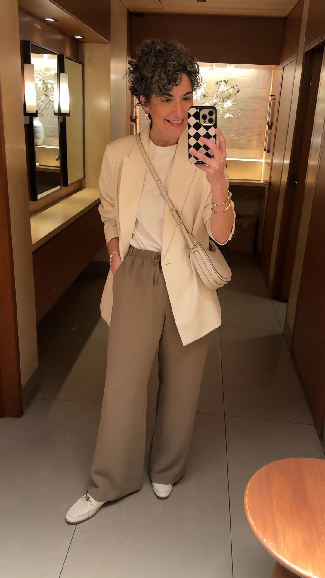Travel/Lunch outfit - blazer is older. Wearing a medium regular in pants. So comfortable and easy to wear 

#LTKootd