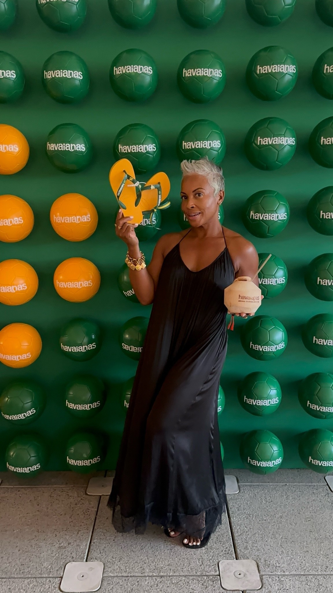 Been a Havaianas girlie for over 20 years! Literally sold these flip-flops at my boutique. I remember attending trade shows while building relationships with different brands back in the day. They are so durable & the quality is 1000/10

#Havaianas #HavaianasStyle #FlipFlopSeason #SummerEssentials #xoJalonda

#LTKootd #LTKSwim #LTKOver40