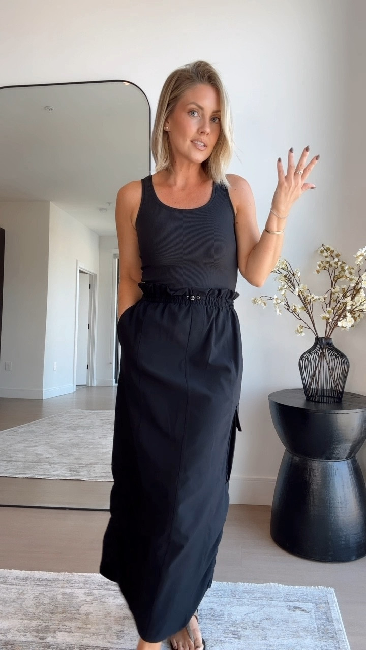 long sleeve black maxi dress plus size Black Solid Long Sleeve Scoop Neck Maxi Dress Large